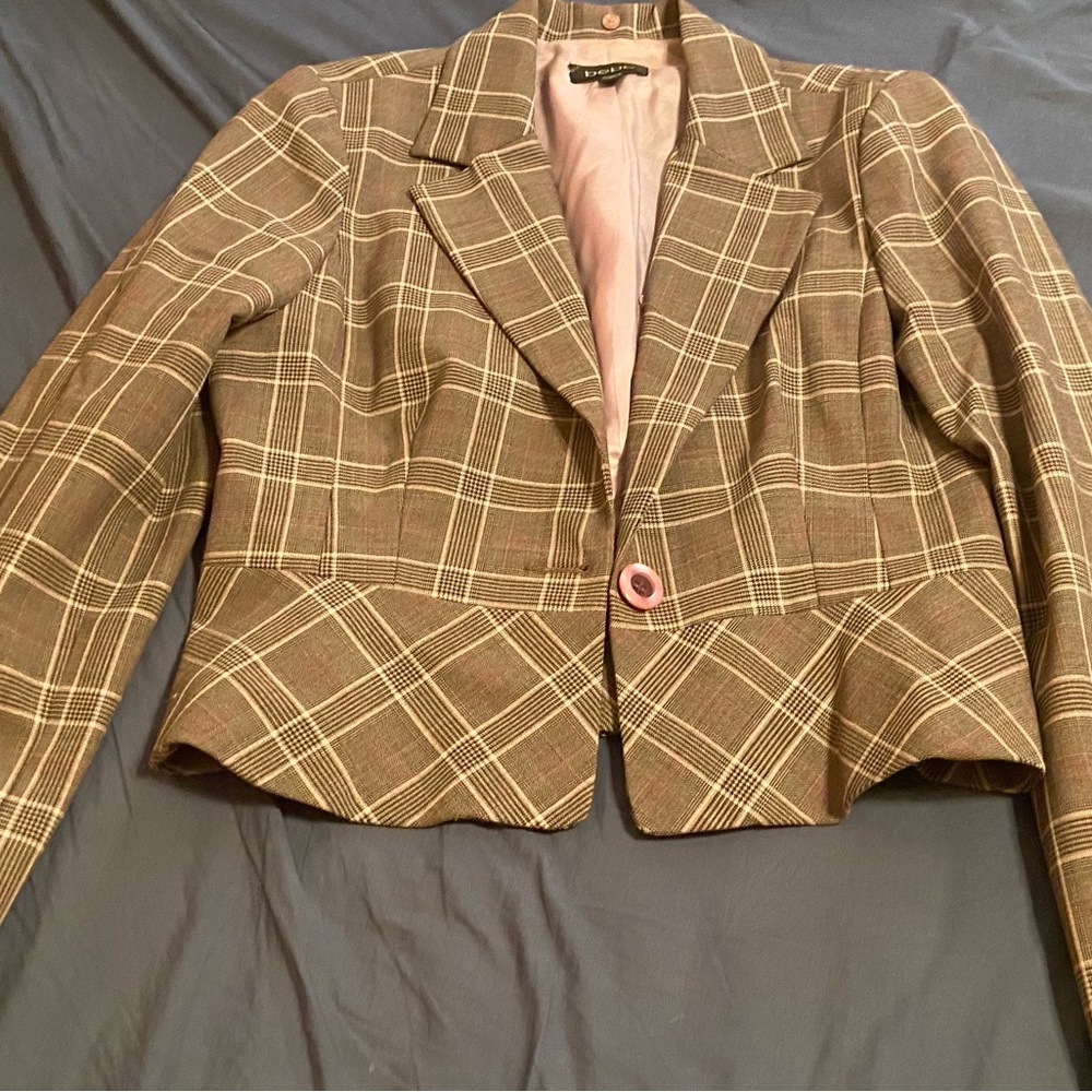 Elegant Bebe blazer